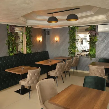 酒店 Fratelli Residence 4*